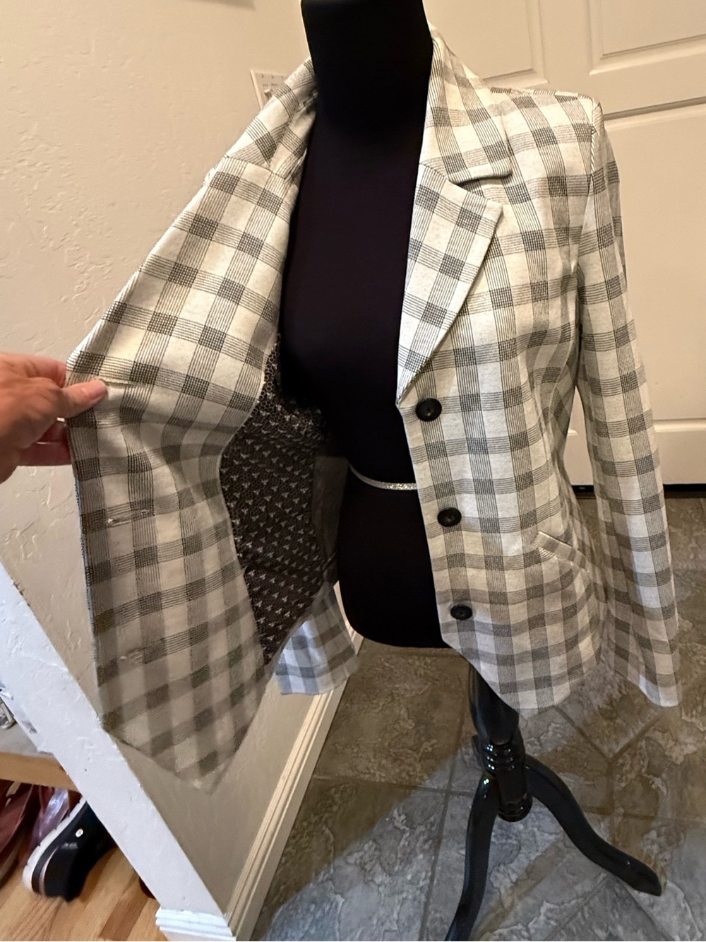 CAbi Light Gray Plaid Blazer with Navy Lining - Picture 3 of 5